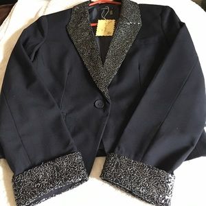 Satin lined in blazer